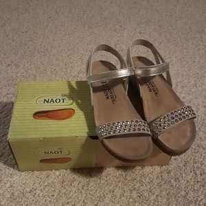 NEW Naot 'Lexi Silver Strappy Sandal
